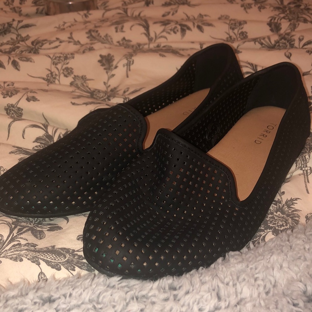 Soft Matte Black Torrid Flats